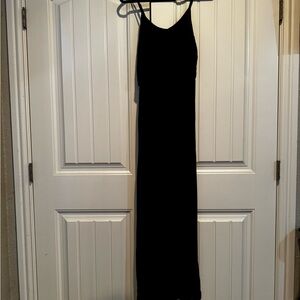 Lush Elegant Black Maxi Dress
